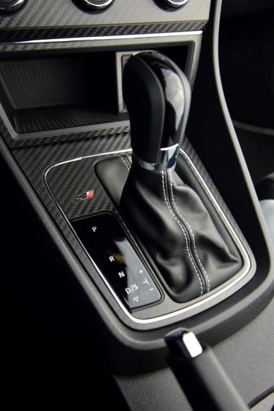 Seat Leon 5F Carbon Fiber Cover gearshift lever